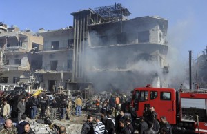 Siria, attentatori suicidi si sono fatti esplodere a bordo di due autobombe