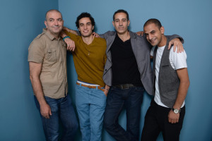 Il regista Hany Abu-Assad con gli attori Adam Bakri, Waleed Zuaiter e Iyad Hoorani interpreti di "Omar"